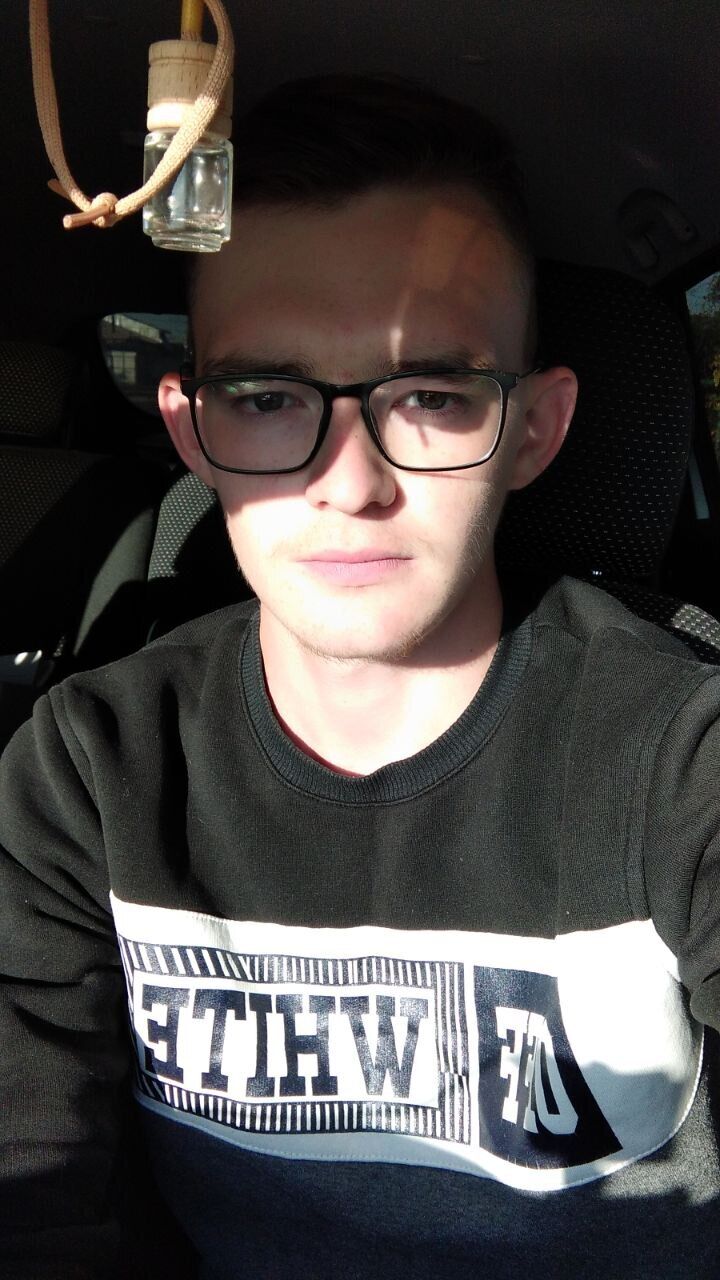  40823766  Dmitry, 22 ,    