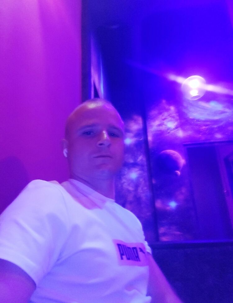  35771256  , 27 ,    