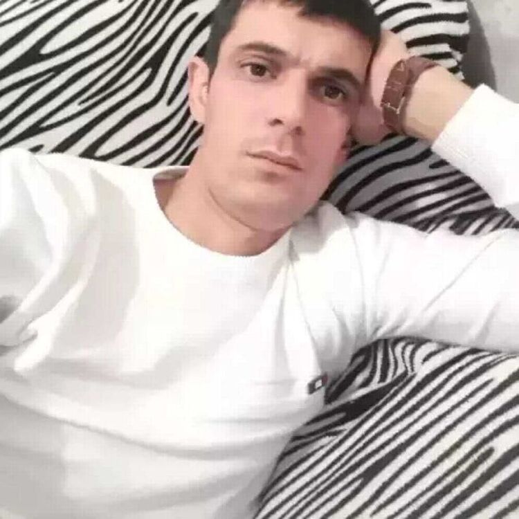  38430506   , 37 ,    