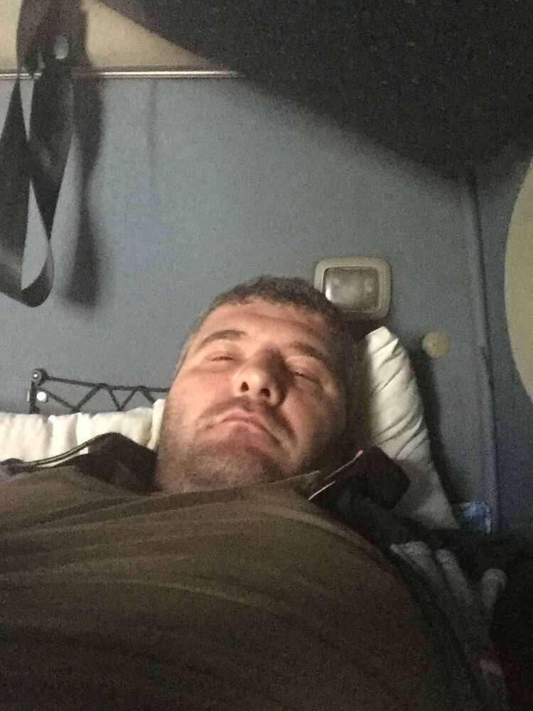  24136966  Elman, 40 ,    