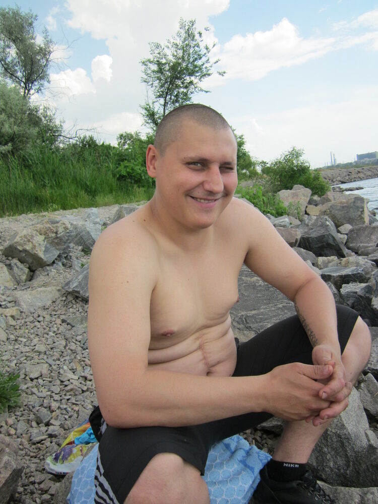 ,   Artem, 35 ,   ,   , c 