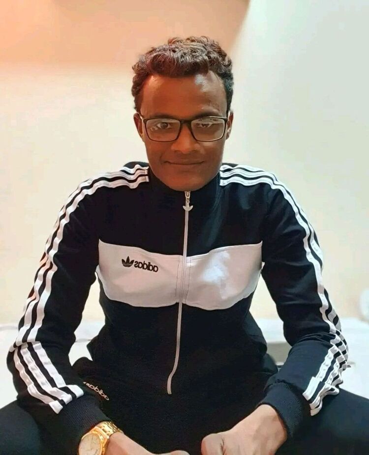  43197026  , 33 ,    