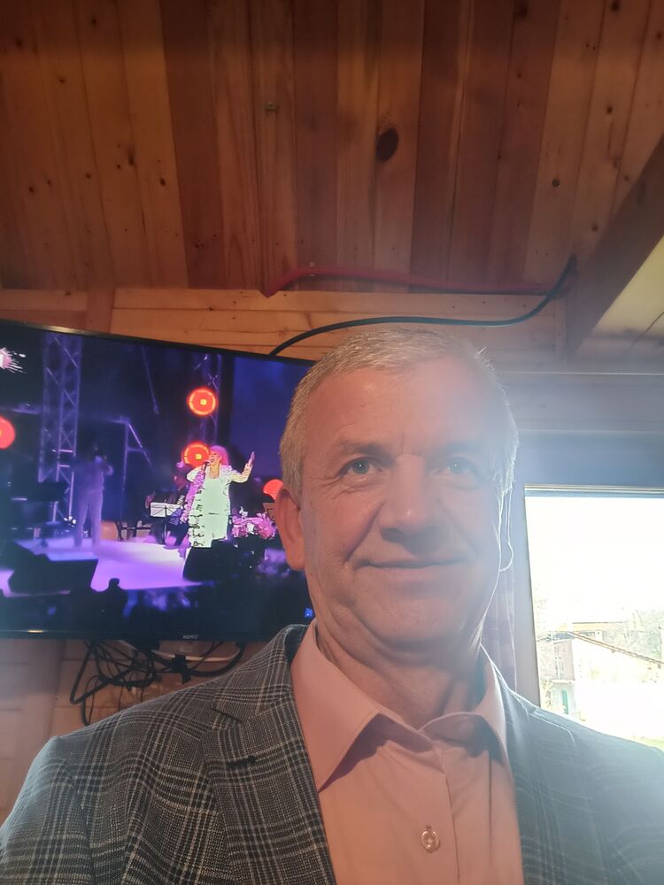  ,   Ratko, 60 ,   ,   