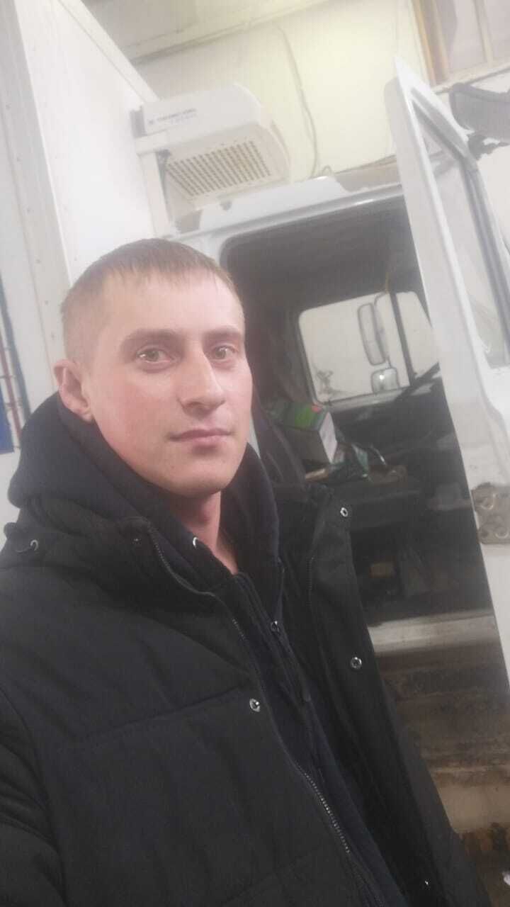  51675046  Sergey, 29 ,    