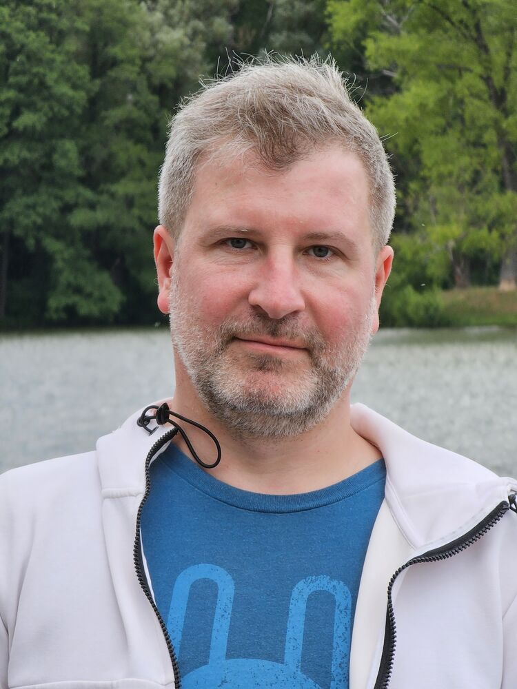  35879016  Dmitriy, 44 ,    
