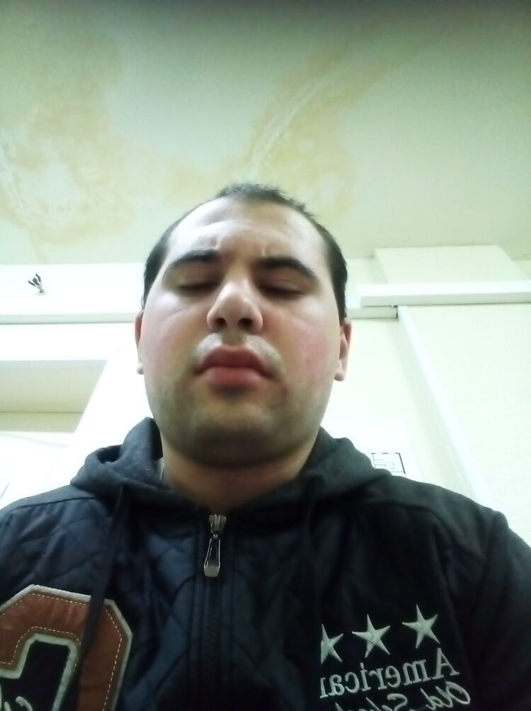  17782506  Maks, 32 ,    