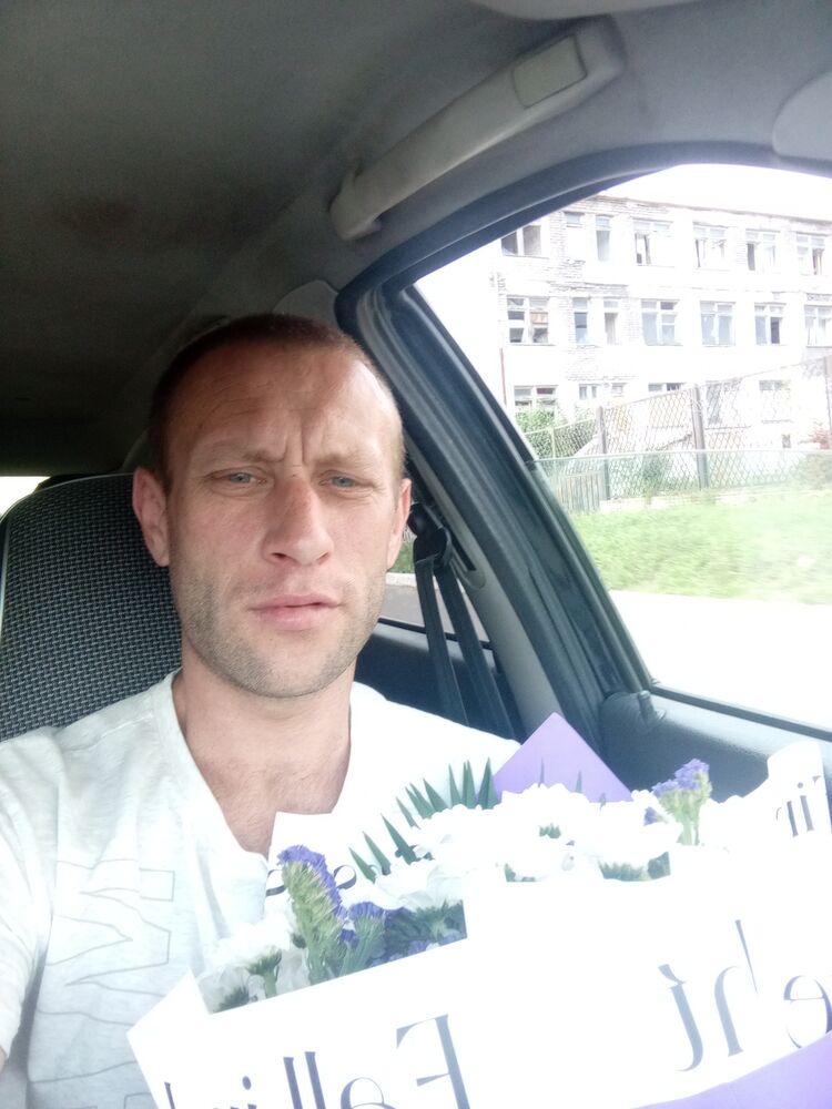  51425566  , 37 ,    
