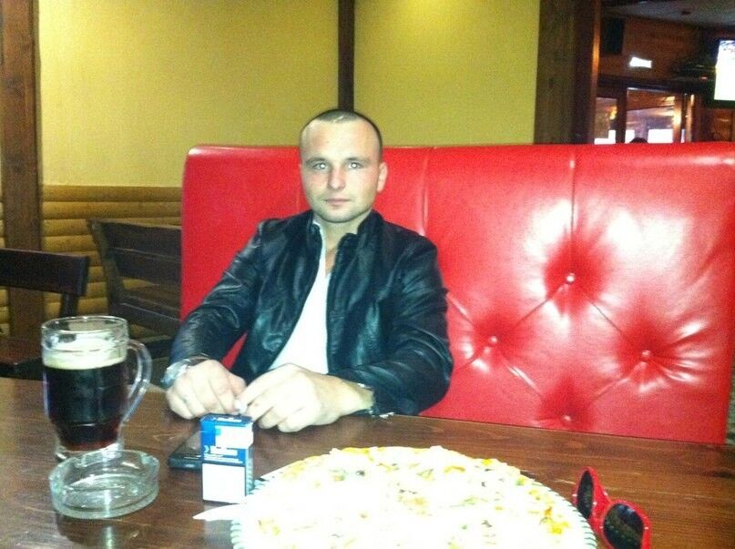  ,   Aleksandr, 33 ,   ,   , c 