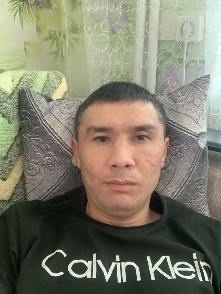  46849516  , 32 ,    