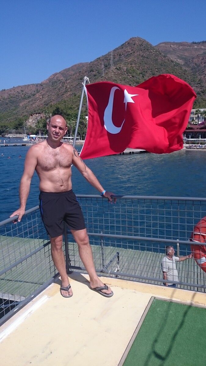  9965516  Taras, 45 ,    