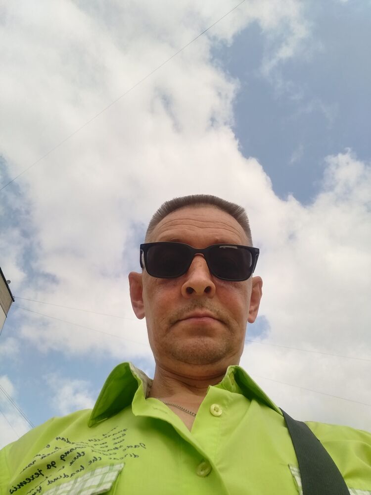  51911886  Dmitry, 53 ,    