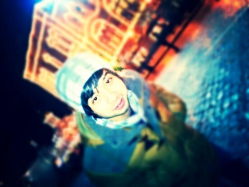  5402516  Zelim, 32 ,    