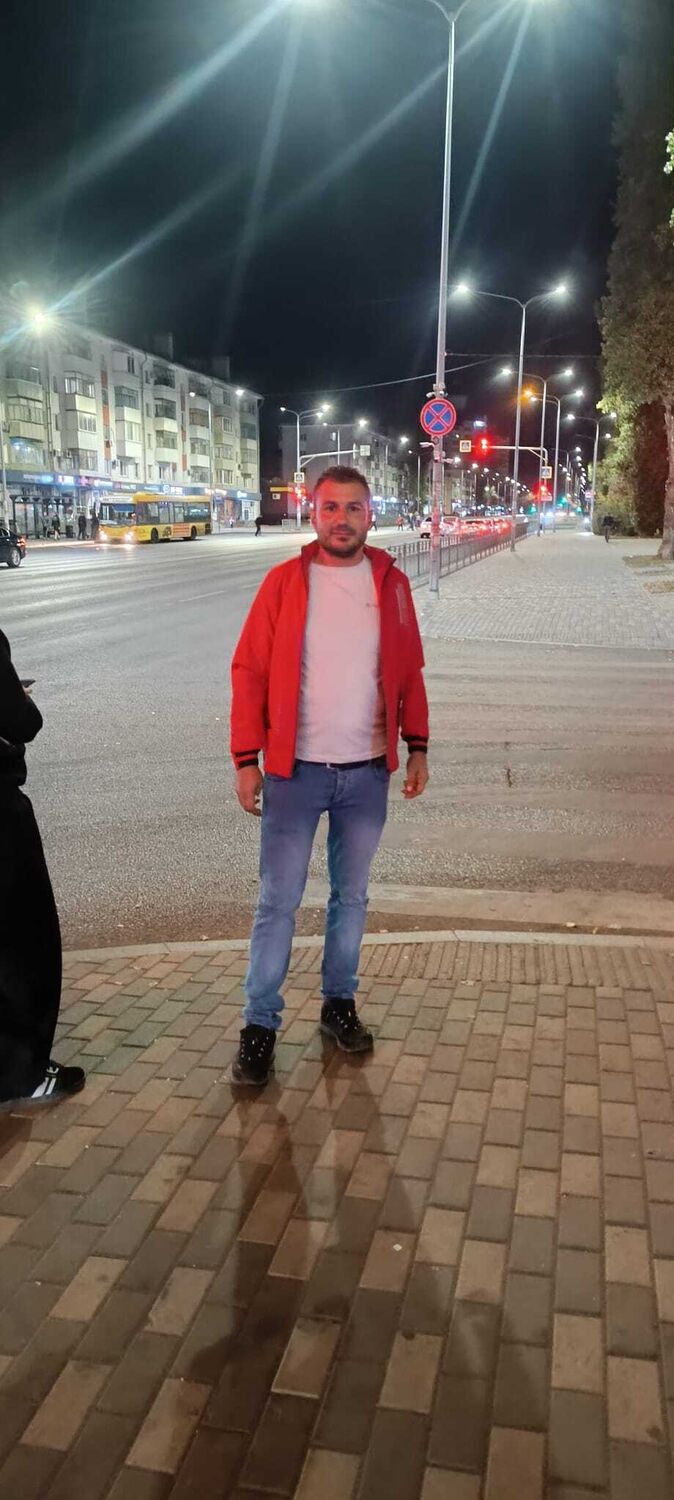  46469986  Serkan aslan, 36 ,    