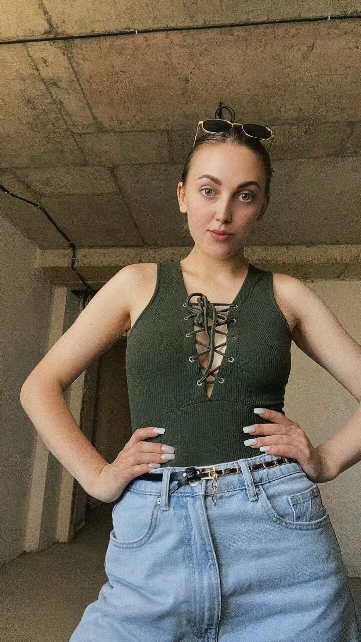  52824816  , 25 ,    