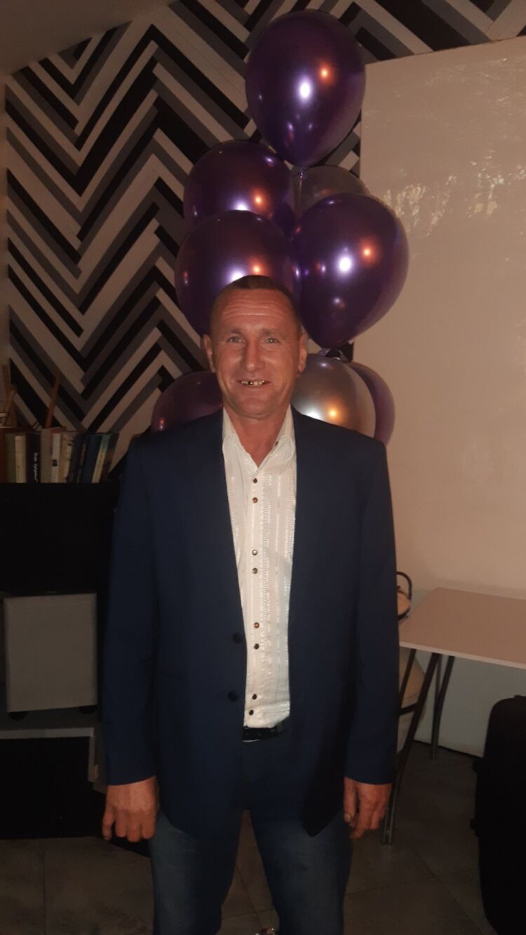  38648336  Aleksey, 53 ,    