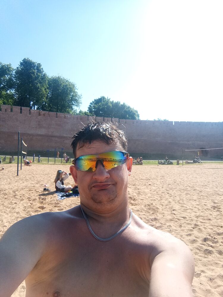  43698176  , 42 ,    