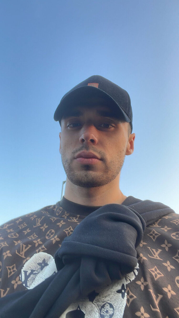  44448376  , 26 ,    Deleted