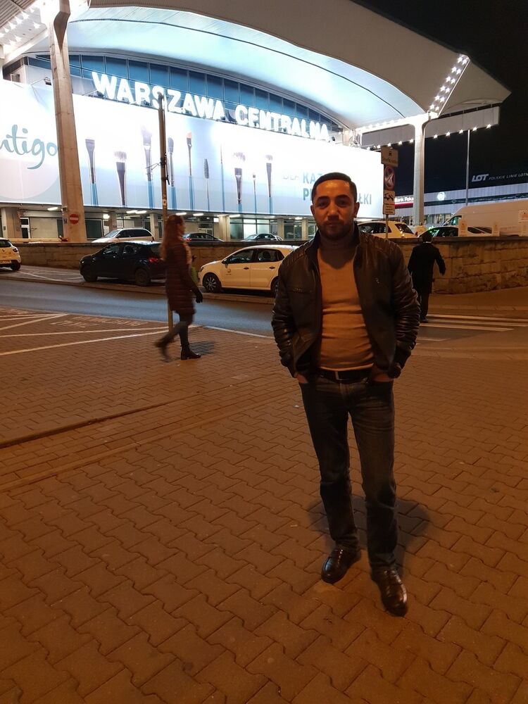  19354426  Lider, 38 ,    