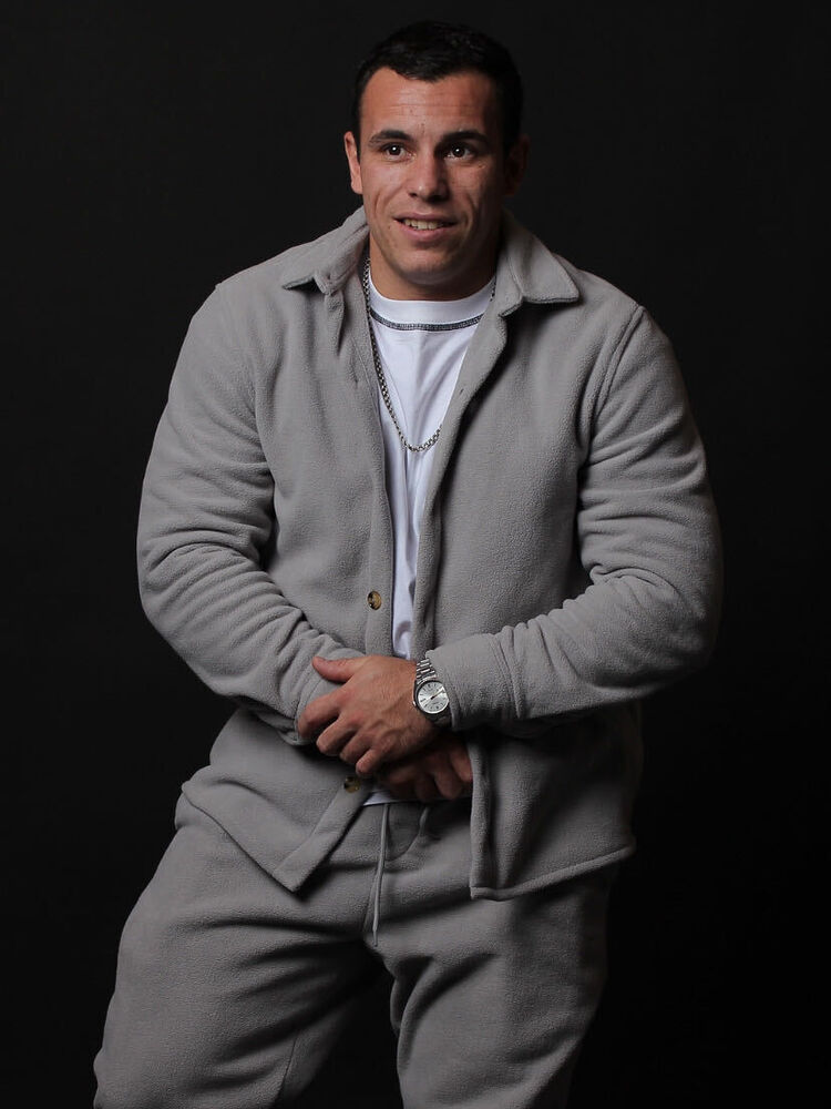  52888026  , 26 ,    --