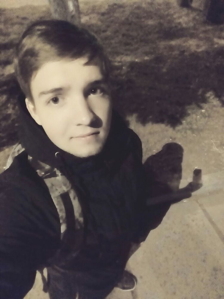   ,   Sifan______, 30 ,   