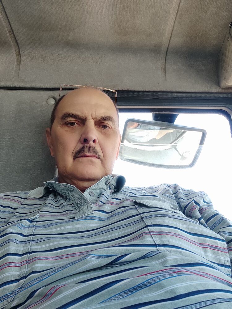  45151586  , 61 ,    