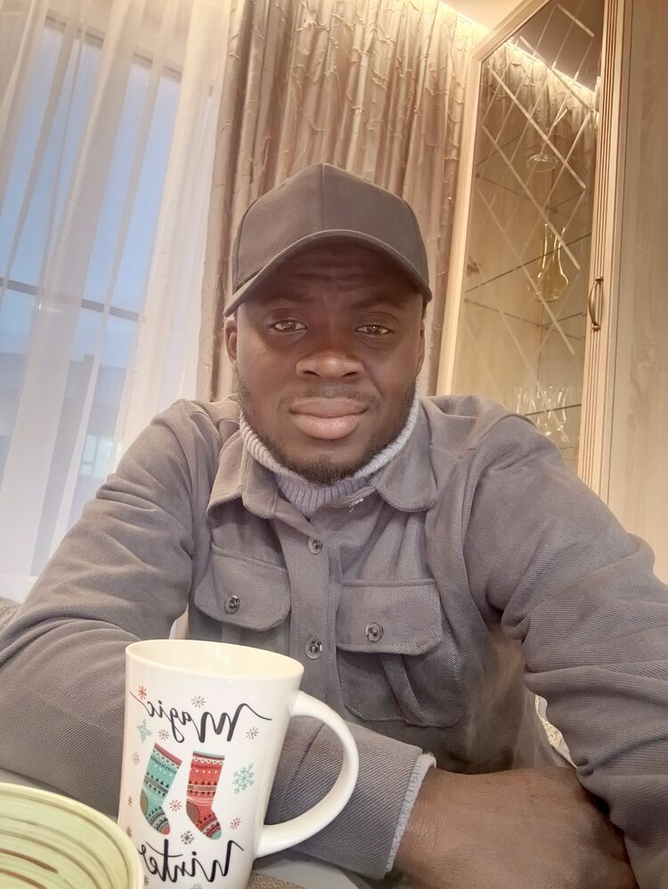  54460066  Bouba, 30 ,    