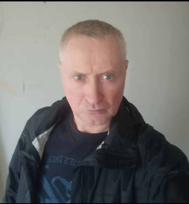  47007256  , 44 ,    