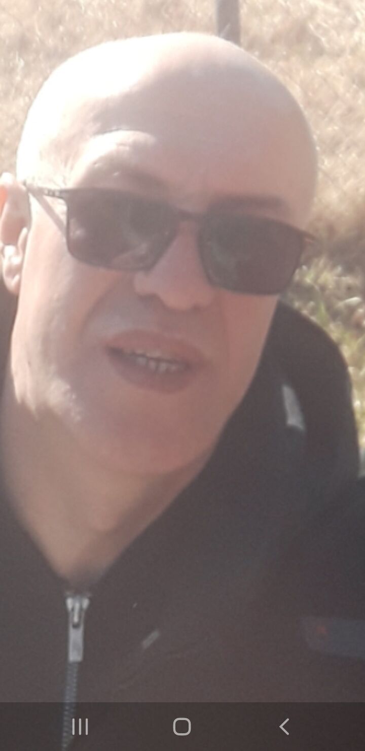  40640466  Karlen, 45 ,    