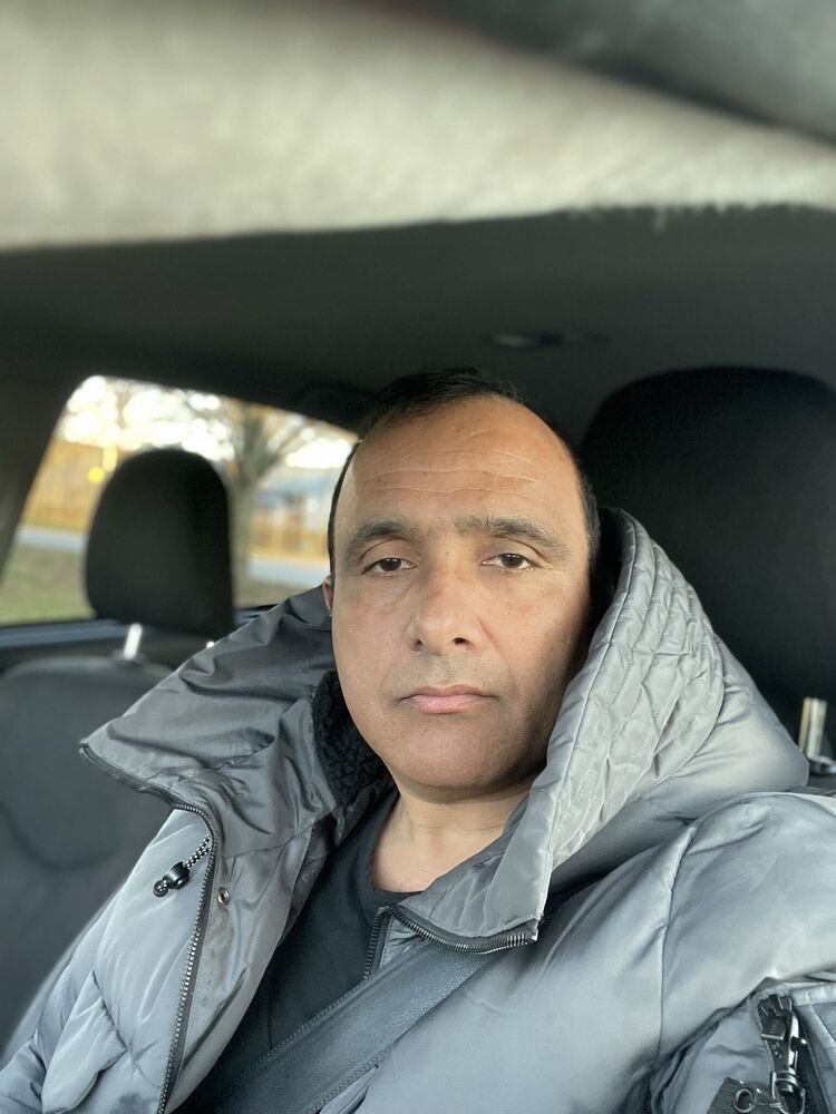  38384426  Zafar, 43 ,    Malmoe