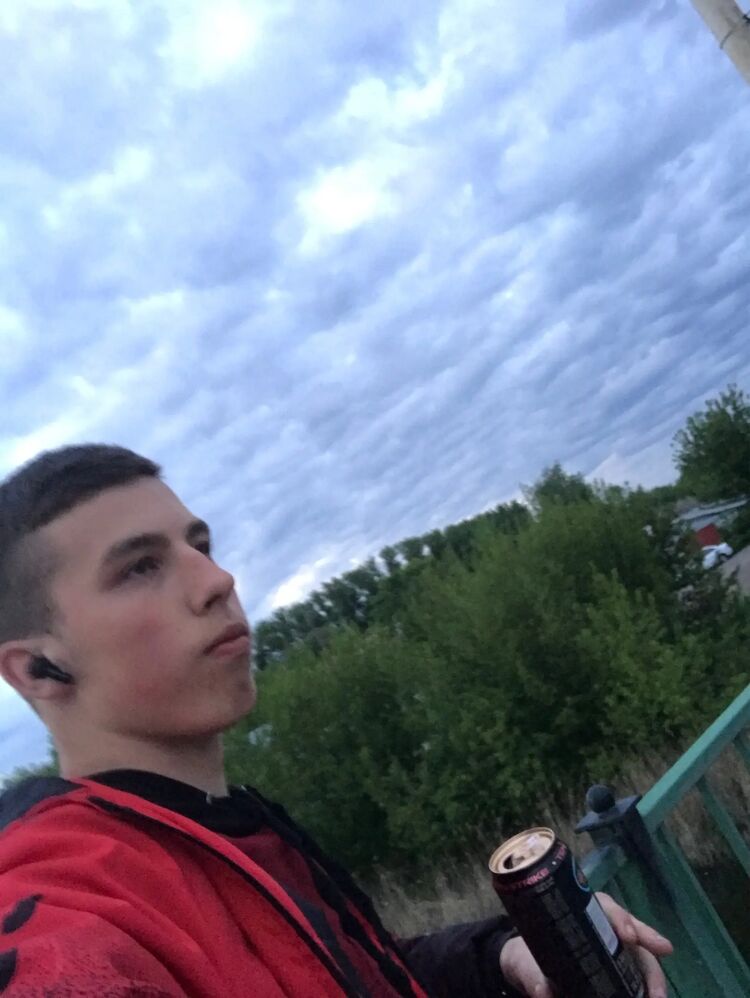  28168266  , 23 ,    