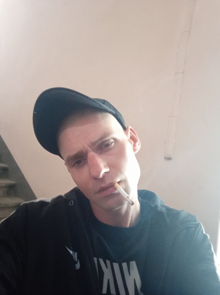  54323496  , 31 ,    -