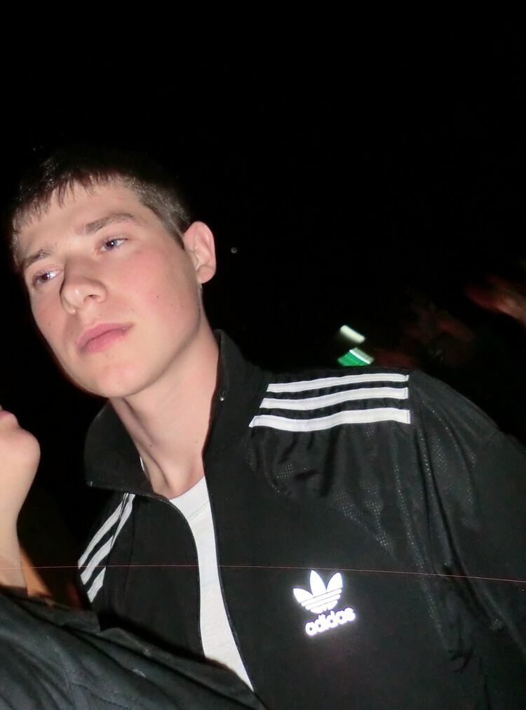  ,   Evgeniy, 31 ,   