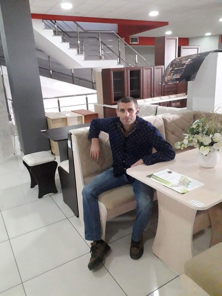  18180916  Mihail, 44 ,    