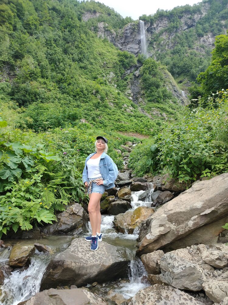  ,   Elena, 43 ,   ,   , c 