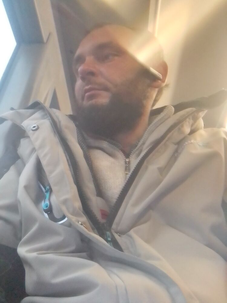  39644536  , 33 ,    