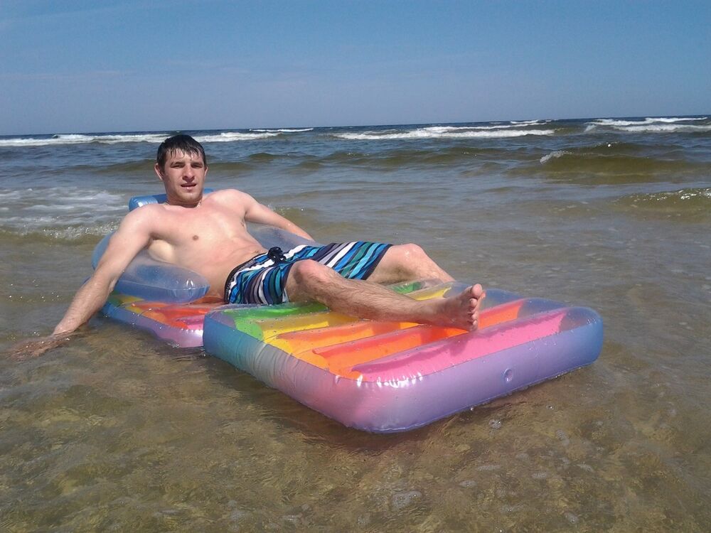  ,   Dmitrij, 33 ,   ,   , c 