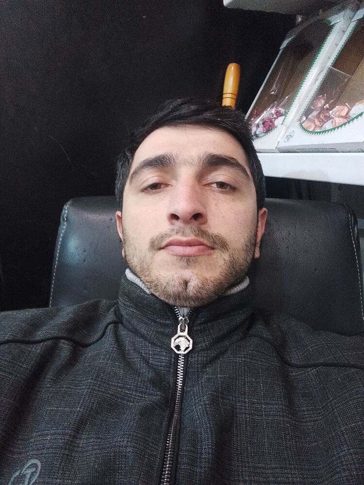  ,   Asker, 34 ,   ,   