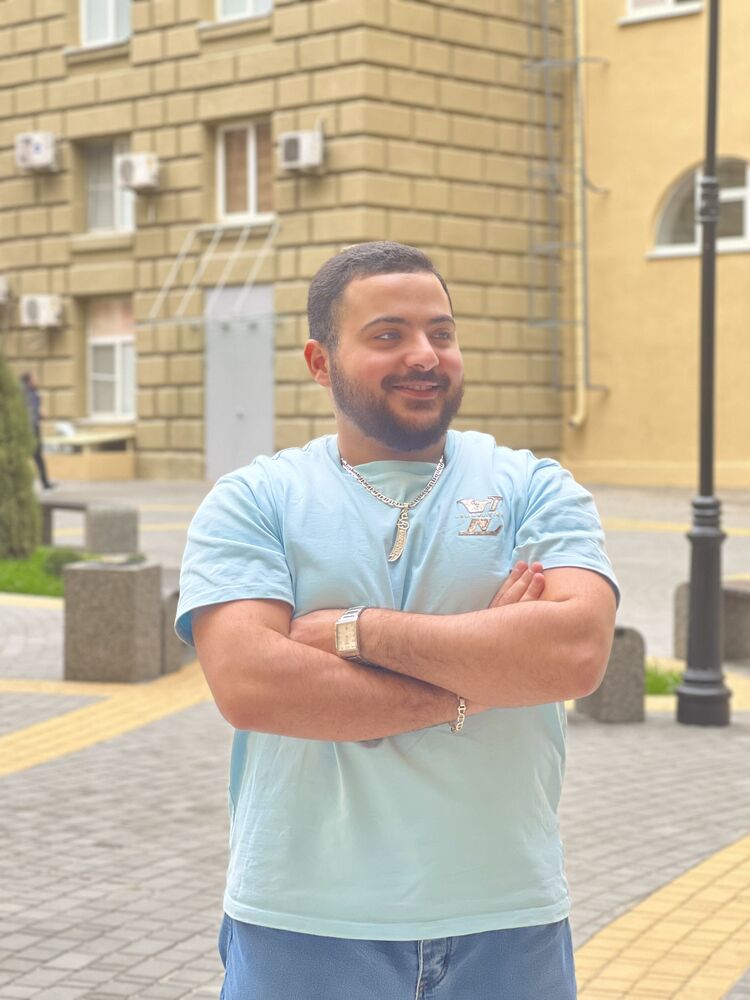  54650886  Mohamad, 20 ,    