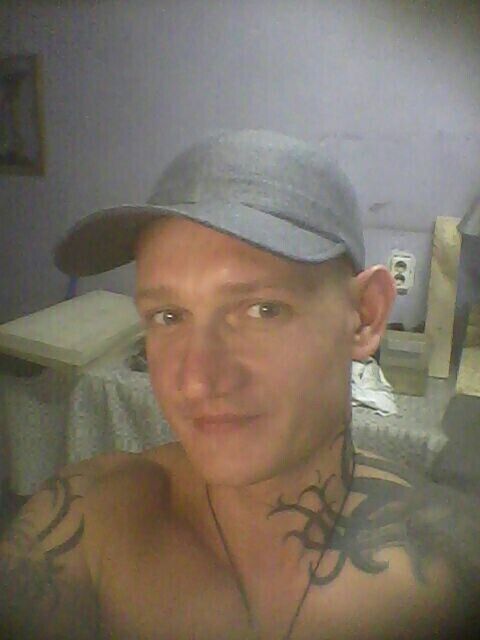  20934676  , 42 ,    