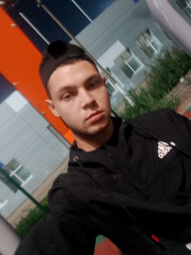  ,   Sergey, 20 ,   ,   