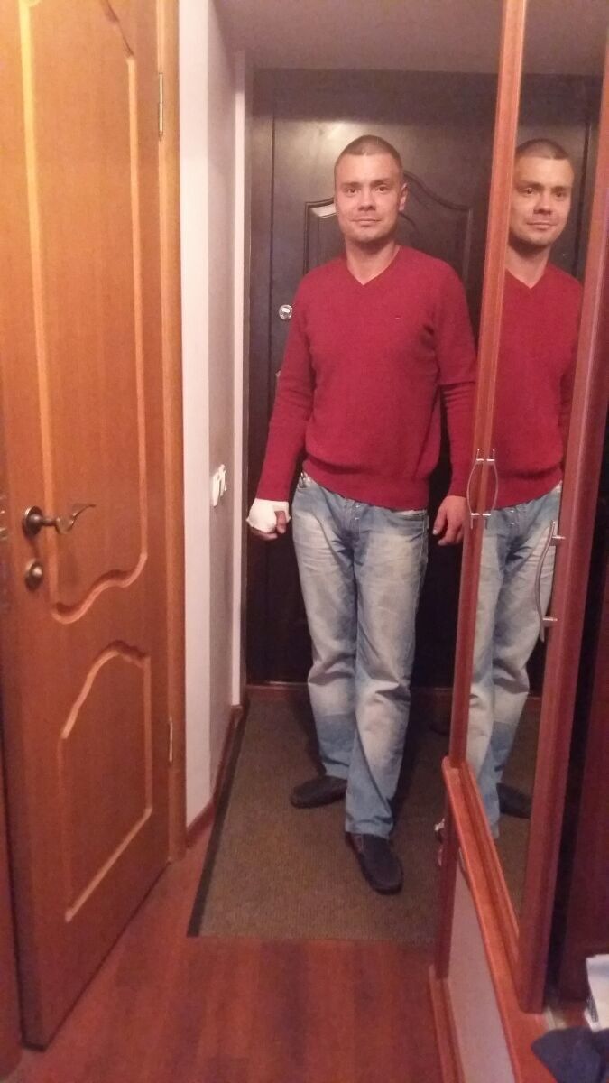  8495136  Maksim, 36 ,    