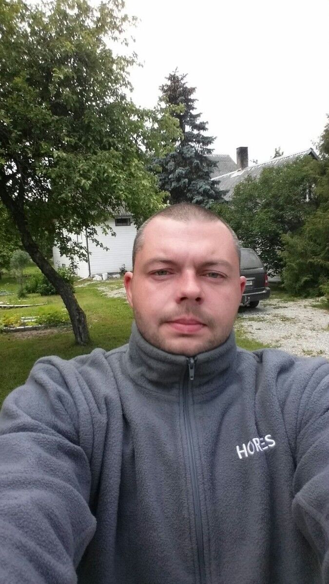  ,   Maksim, 43 ,   ,   , c 