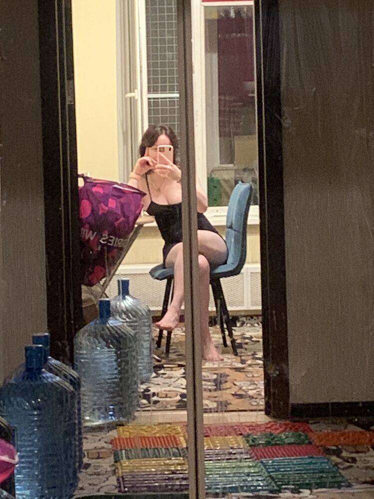  54753866  Katya, 19 ,    