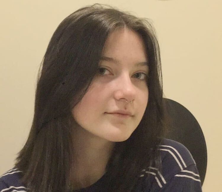  -,   , 22 ,   