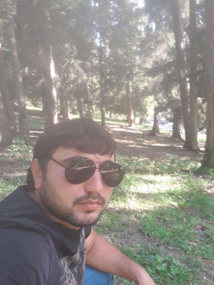  20225686  Kazim, 36 ,    