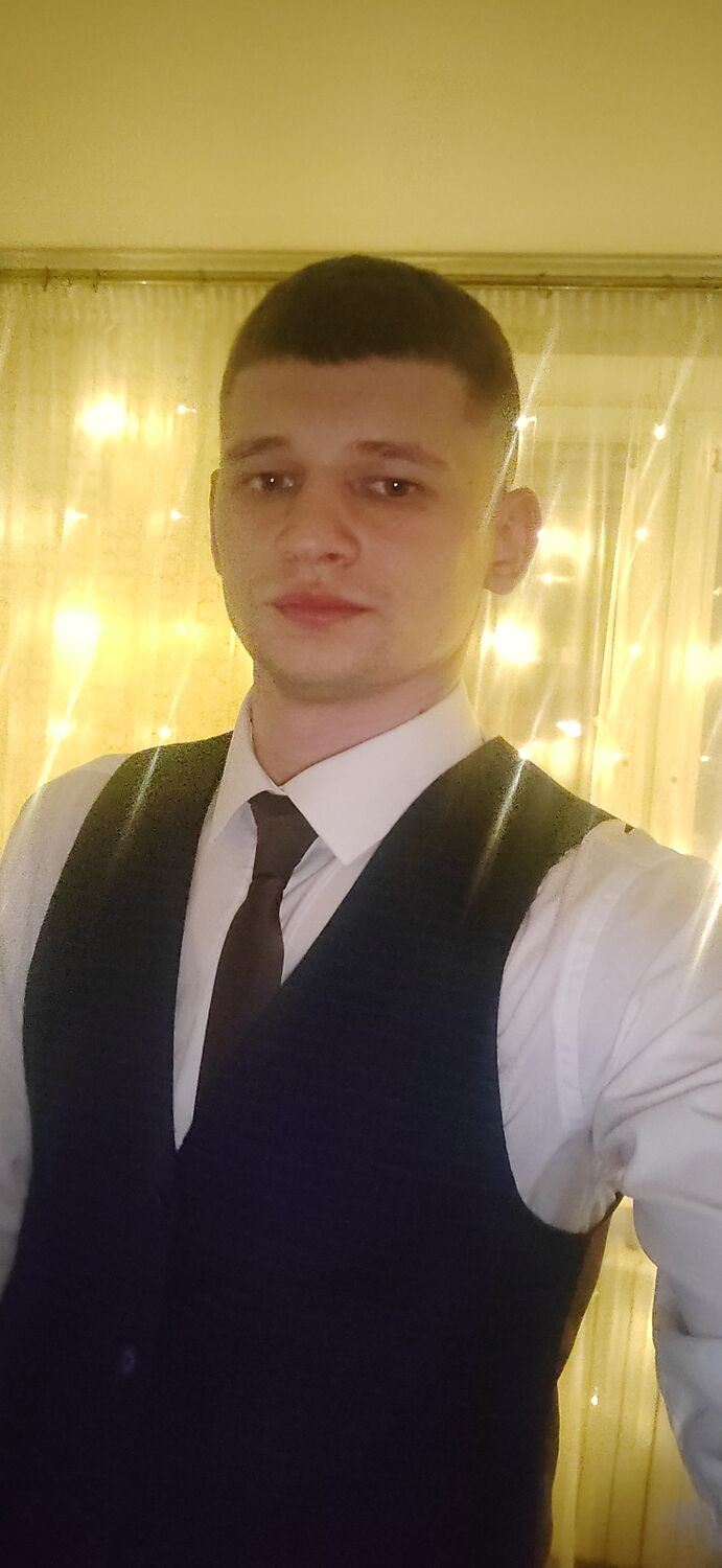  34994766  Pavel, 30 ,    