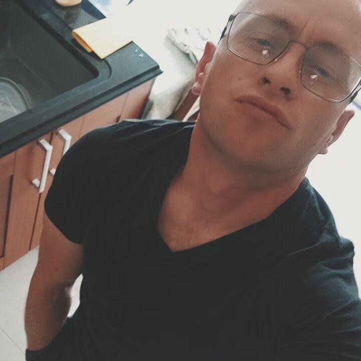 39055496  A, 32 ,    