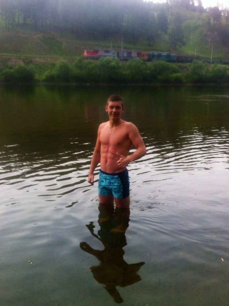  ,   Denis9894, 28 ,   