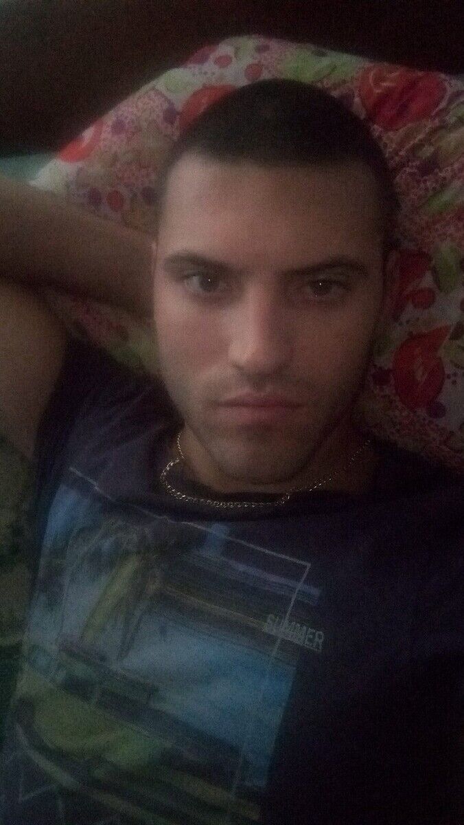  21951576  , 33 ,    