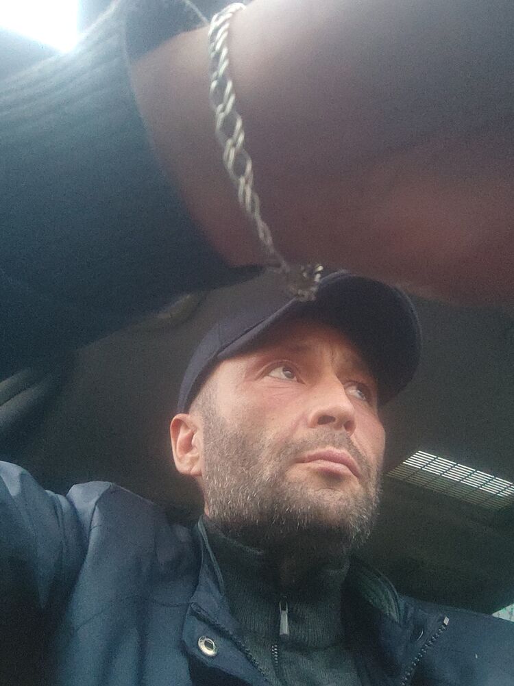  47161826  , 42 ,    